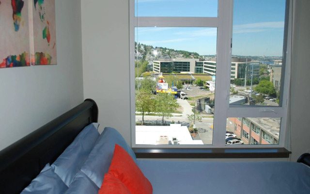 Seattle Center Luxury Suites by NSpire