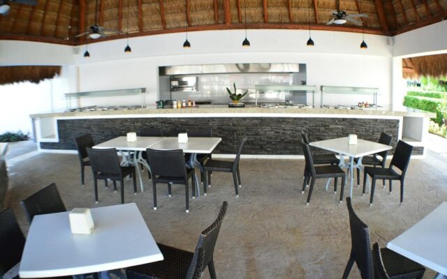 Cancun Bay All Inclusive Hotel