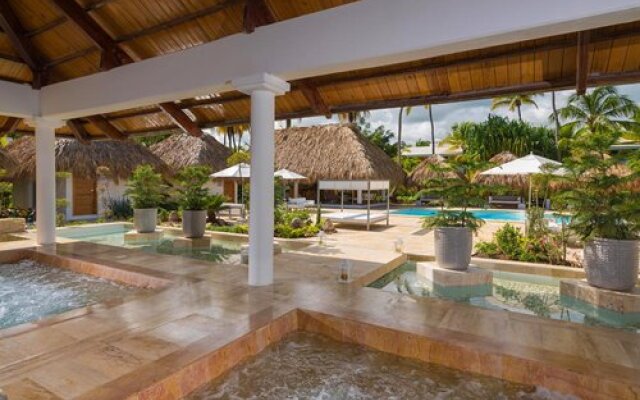 MVC at Meliá Caribe Beach, Punta Cana, Dominican Republic