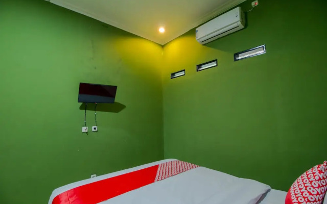 OYO 1014 Bettah Coba 2 Sukabumi