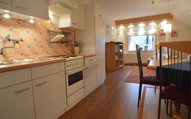 Cozy Apartment in Neumagen-Dhron near Lake Mosel with Garden