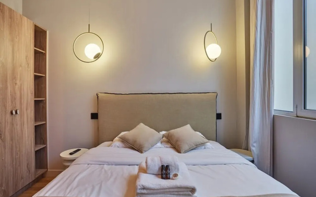 Apartment Center of Paris