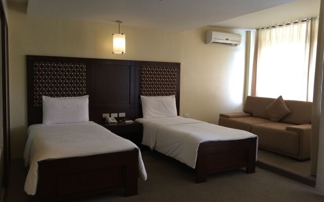 Coron Gateway Hotel & Suites