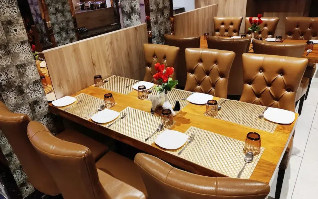 Hotel Shri Radha Nikunj Vrindavan