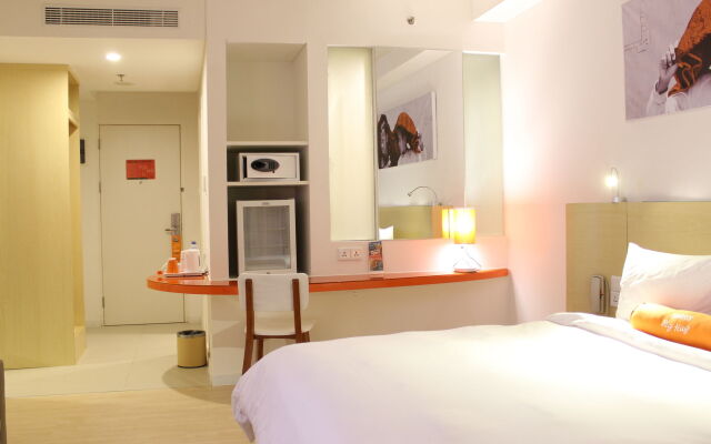 HARRIS Hotel Pontianak