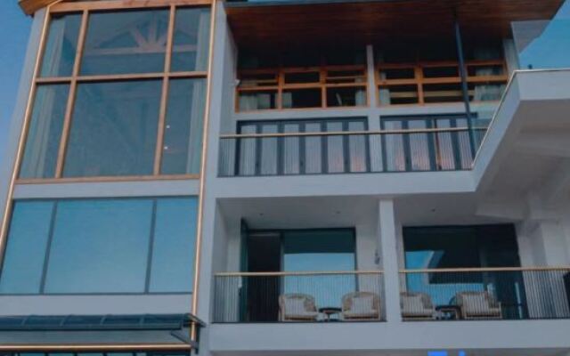 Dali Wu'er Yinshe VILLA Banshan Seaview Homestay (Erhai store)