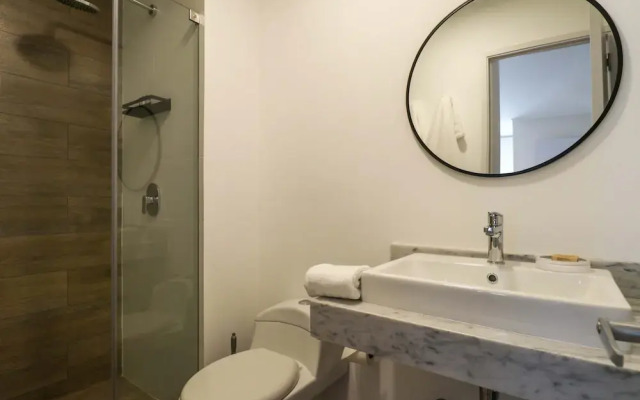 w Exceptional 2BR w Balcony in Barranco