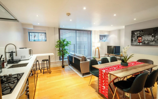 Immaculate 3-bed House in Central London