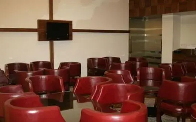 Comfort Inn Saffron Kiran