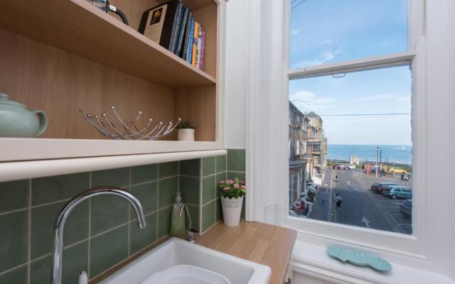 Fantastic Sea View, 1 bed sleeps 4