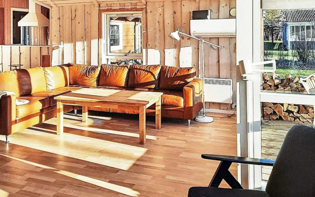 5 Star Holiday Home in Dannemare