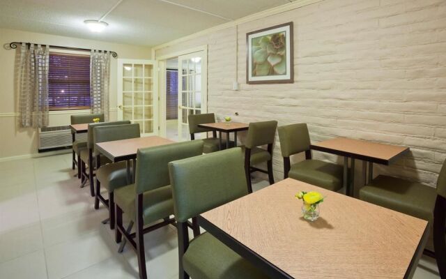 La Quinta Inn Chicago Oakbrook Terrace