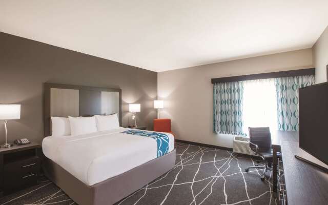 La Quinta Inn & Suites by Wyndham Tulsa Broken Arrow