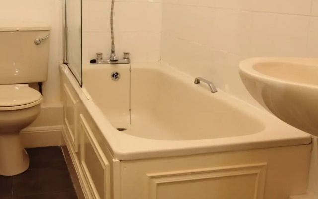 Edinburgh Thistle Hotel
