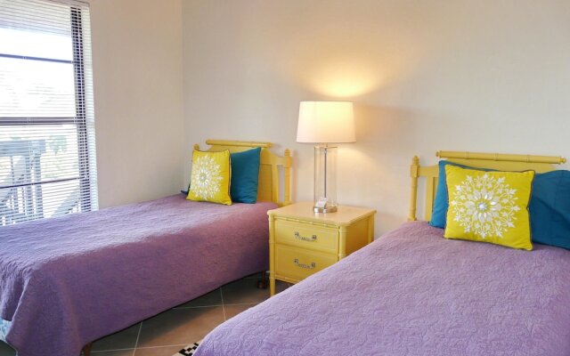 Inviting Condo With Pool Just a Steps From the Beach