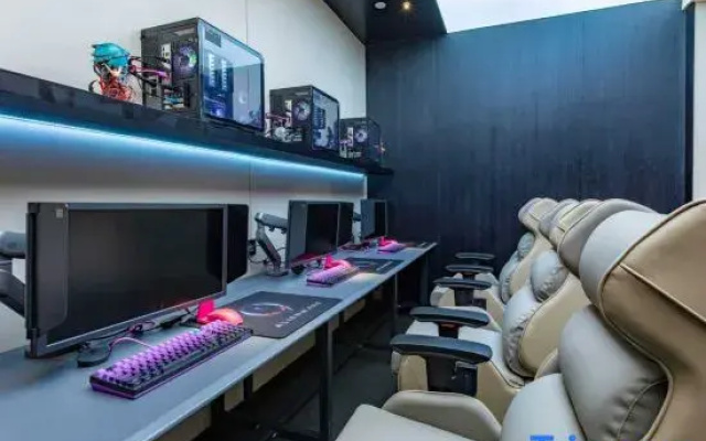 Ruisi E-Sports Hotel (Dazu Daronghui)