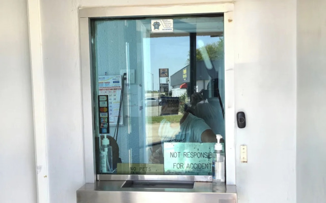 Exclusivo Inn by OYO Grand Prairie, TX