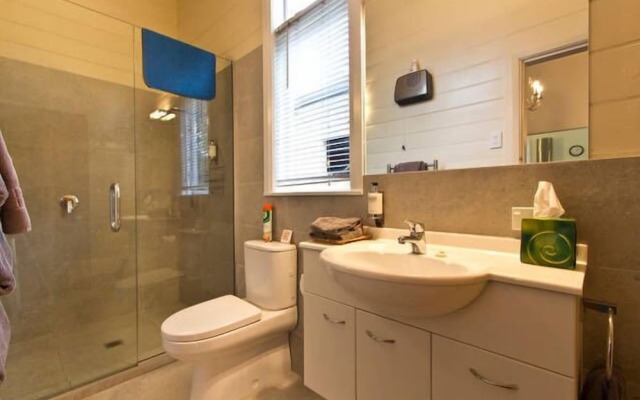 Christchurch City & Country Cottages - Clarence Cottage
