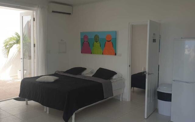 B&B Curacao nv