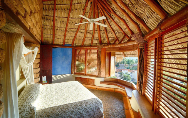 La Villa Luz Adults Only