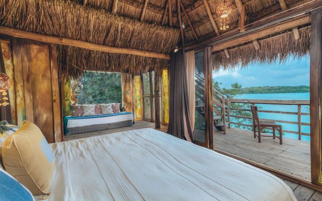 Embajada Universal By La Eufemia Group