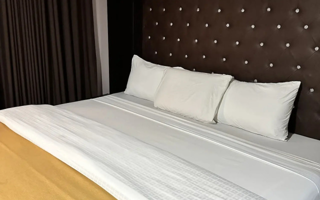 Msquare Hotel