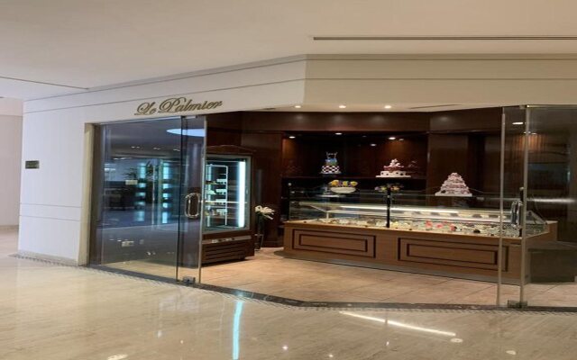 Carlton Al Moaibed Hotel