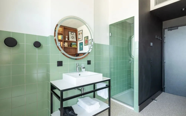 JOST Hôtel Bordeaux Centre Gare Saint Jean