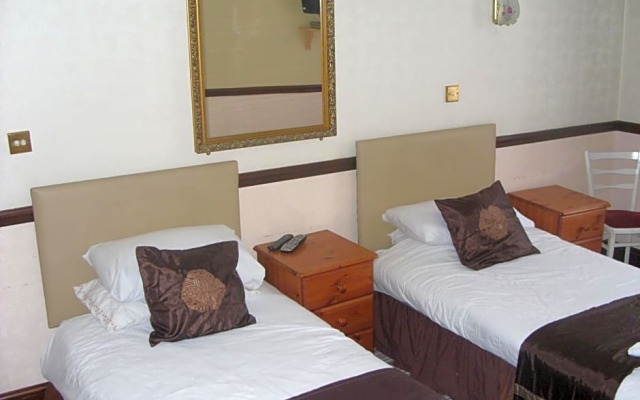 The Phoenix Hotel