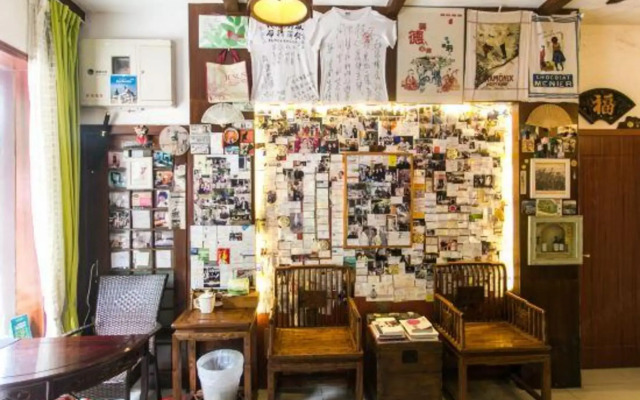 Lou＇s Inn