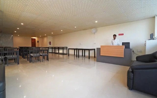 GMD Vasundhara by OYO Rooms