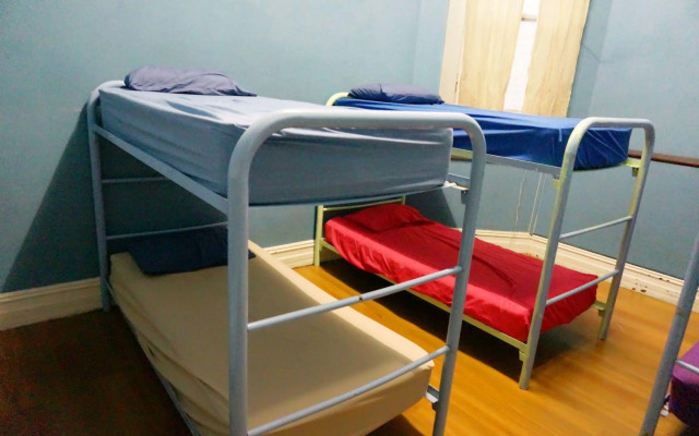 Sundancer Backpackers Resort