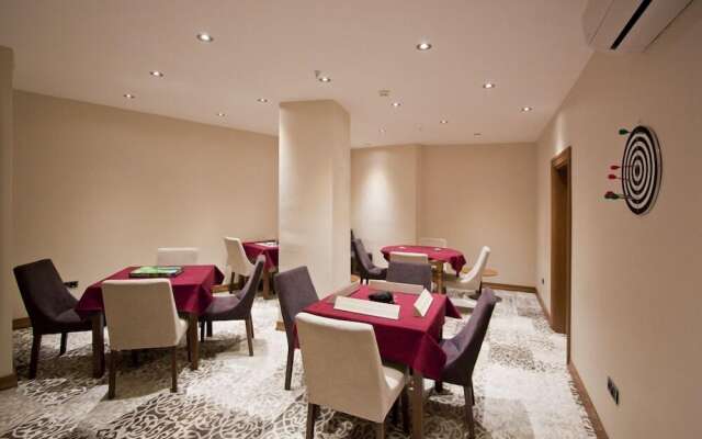 Mirel Hotel