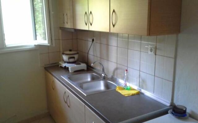 Tzamtzis Apartments