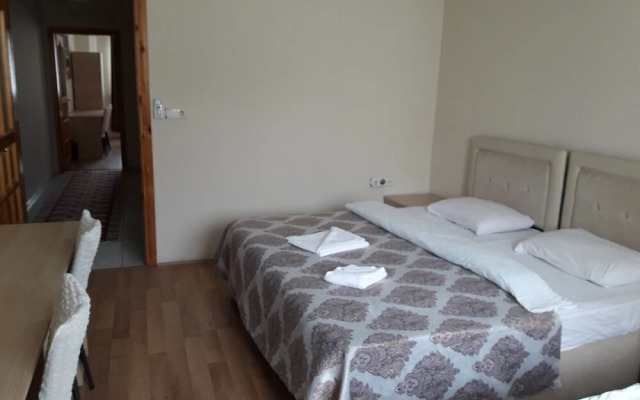 Sanli Suite Apart