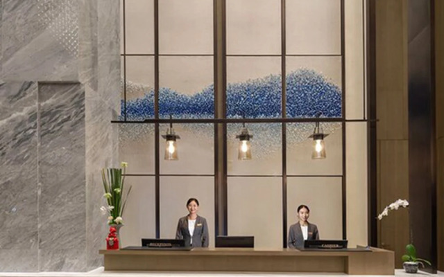 New Century Hotel Zhenhai