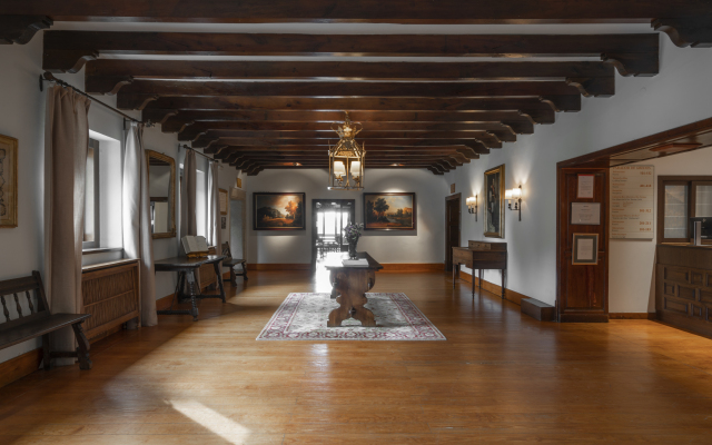 Parador De Gredos