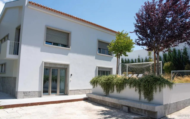 Santa Joana Apartment with garden and heated pool