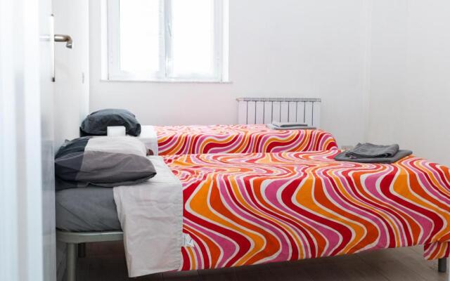 Cornigliano Apartment 2