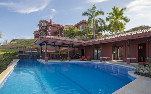 Peek-a-Boo Ocean view Condo at Reserva Conchal