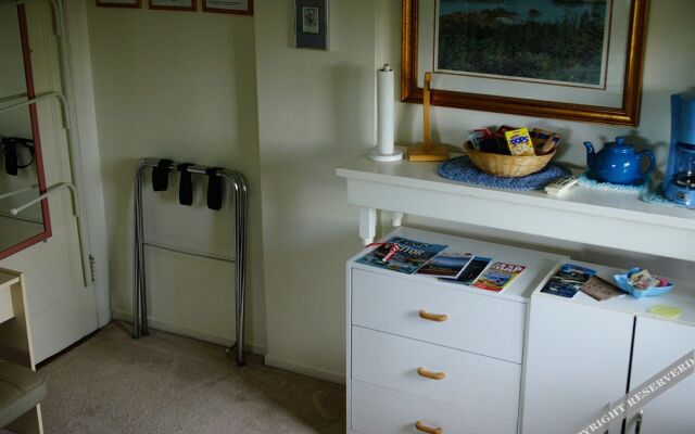 Denniston by the Sea Bed & Breakfast & Registry