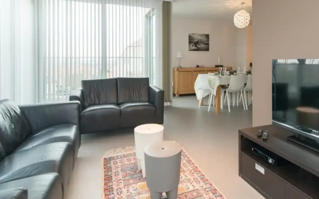 Penthouse in Ostend With sea View Dining
