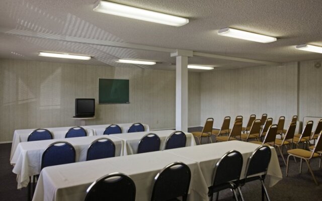 Days Inn by Wyndham Hemet