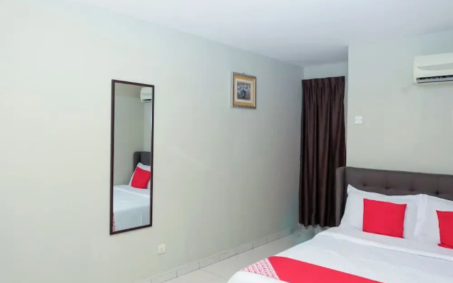 OYO 90338 Prima Saujana Budget Hotel