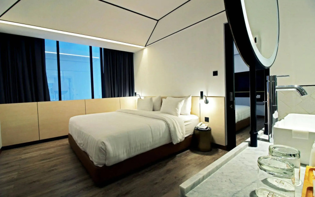 Gaia Cosmo Hotel