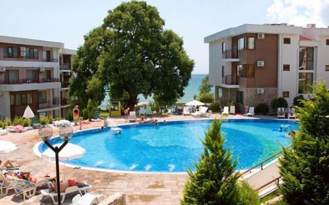 GT Messambria Fort Beach Apartments