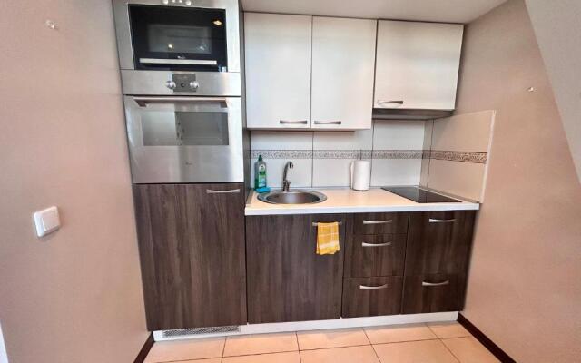 City center , studio apartment , 5 min to the sea