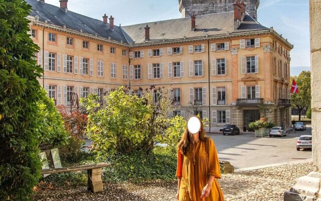 Kyriad Chambery Centre Curial