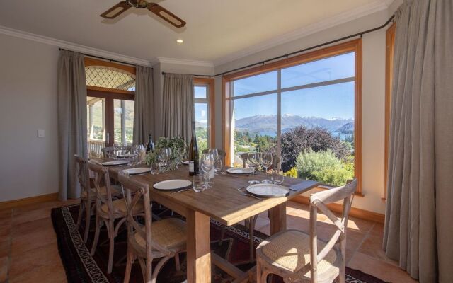 The Manor - Wanaka Unlocked