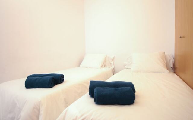 F03 Apartment with private rooftop